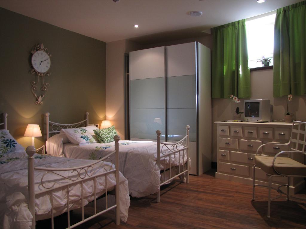 Hostal Beti-Jai Аойс Номер фото